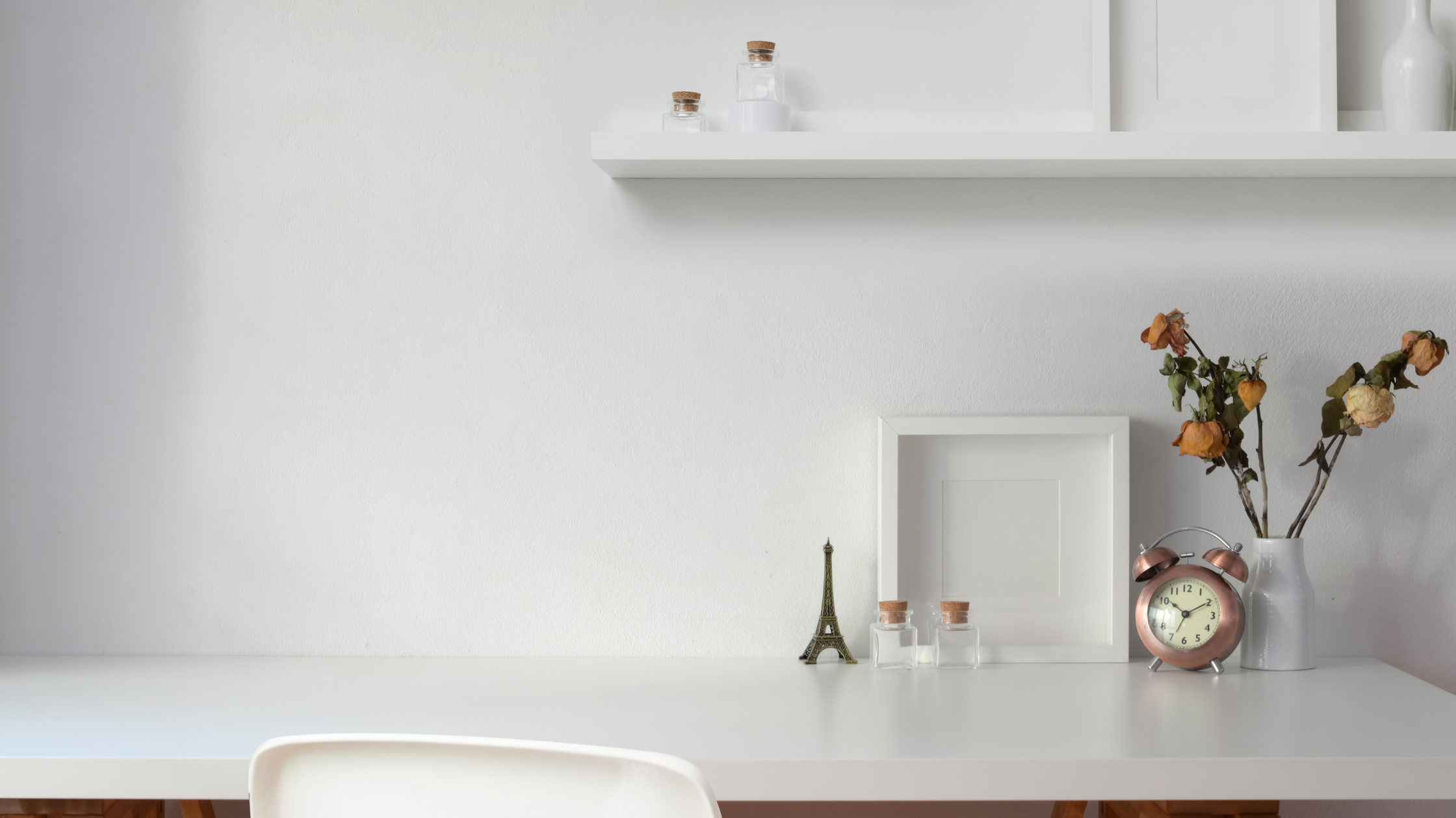 5 Ways Decluttering can Help to De-Stress
